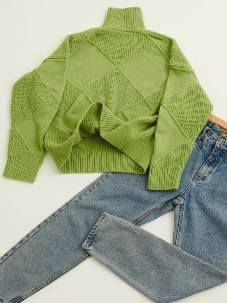 Iris Warm Women's Sweater