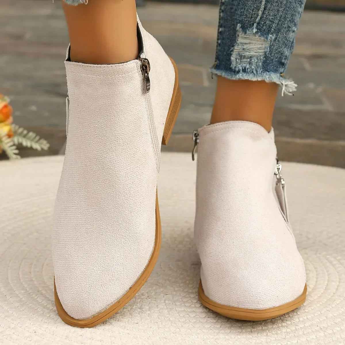 Women's Short Ankle Boots - Élégant