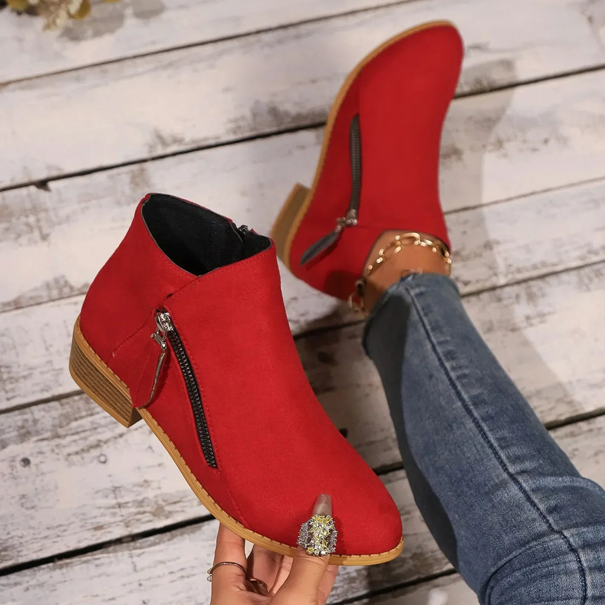Women's Short Ankle Boots - Élégant