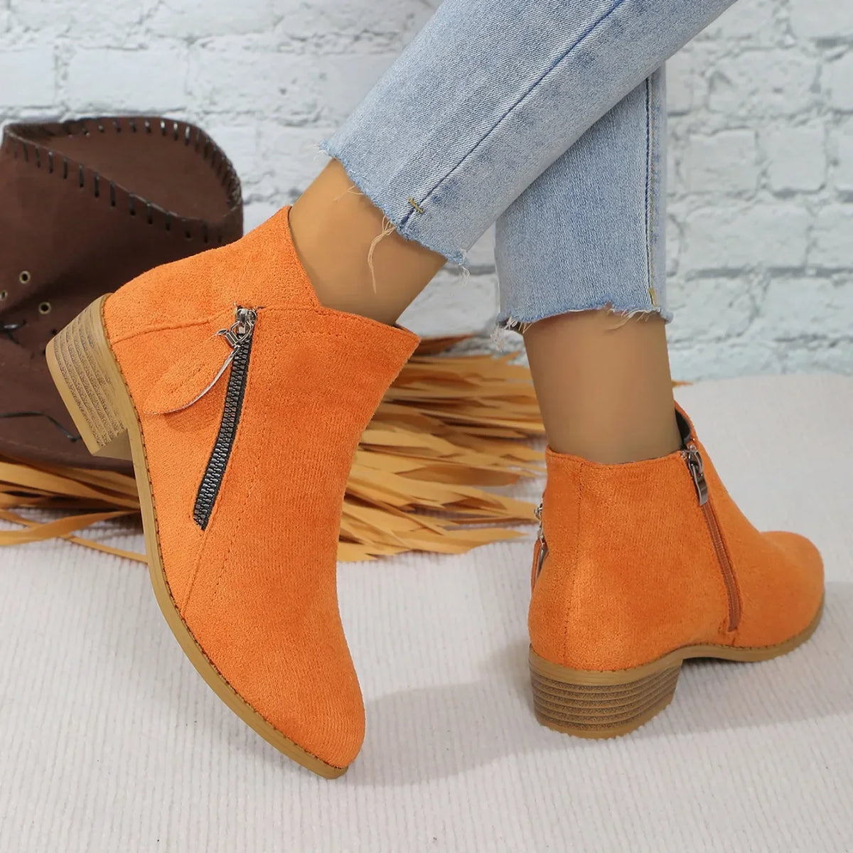 Women's Short Ankle Boots - Élégant
