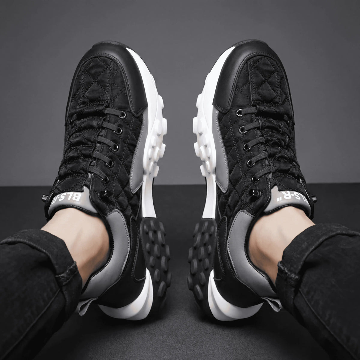 Durable & Comfortable Shoes - Air Cross