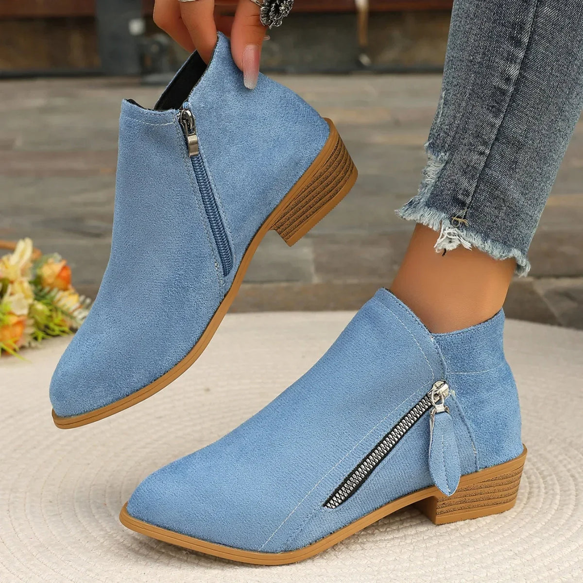 Women's Short Ankle Boots - Élégant