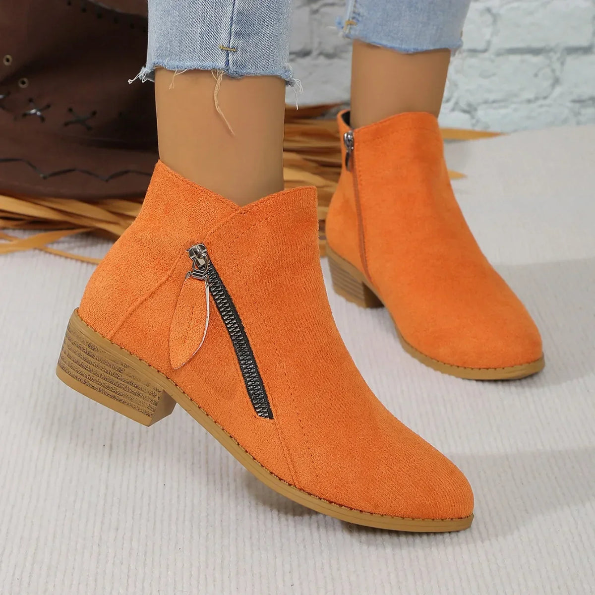 Women's Short Ankle Boots - Élégant