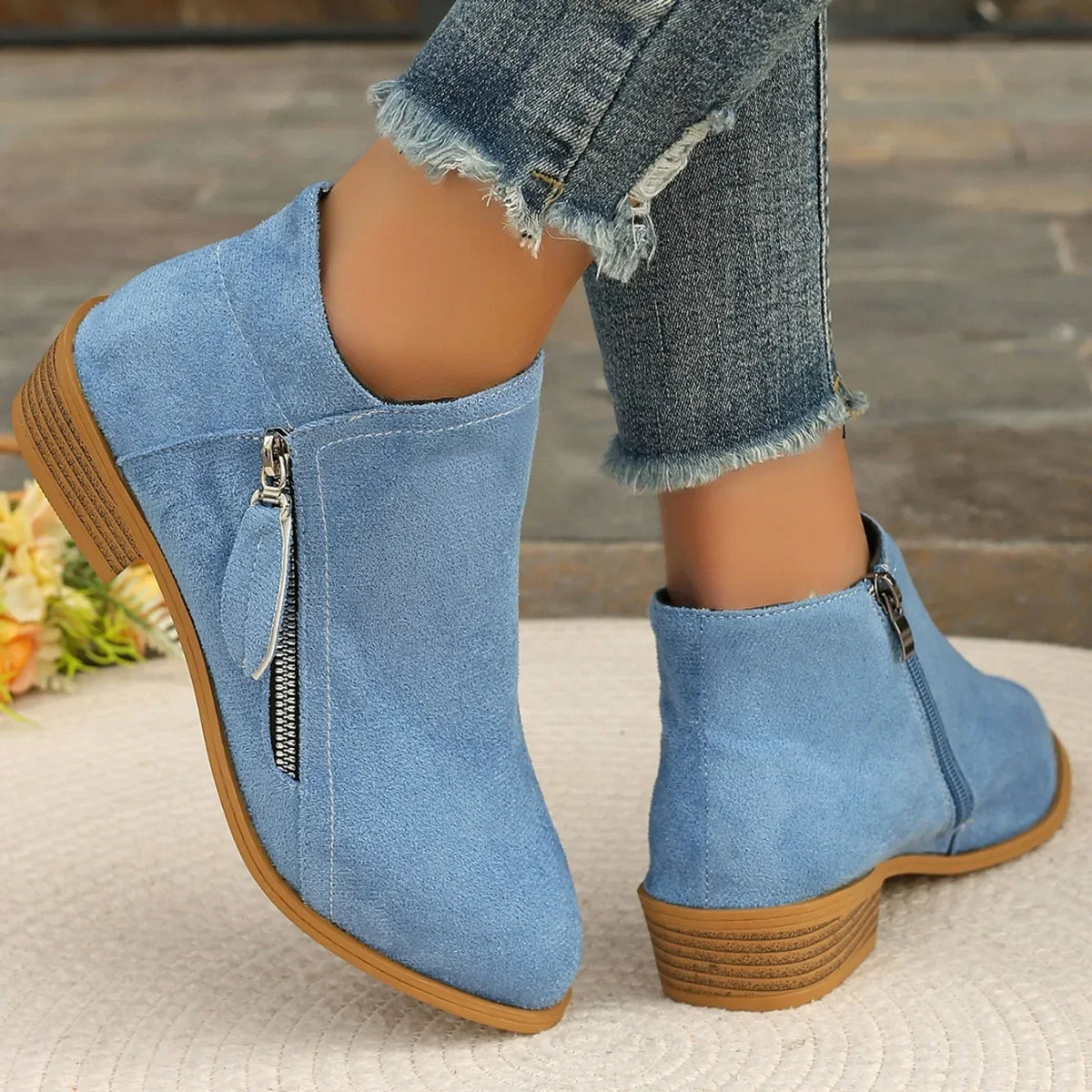 Women's Short Ankle Boots - Élégant