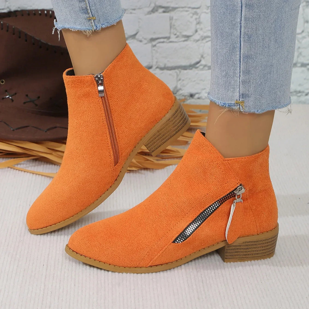 Women's Short Ankle Boots - Élégant